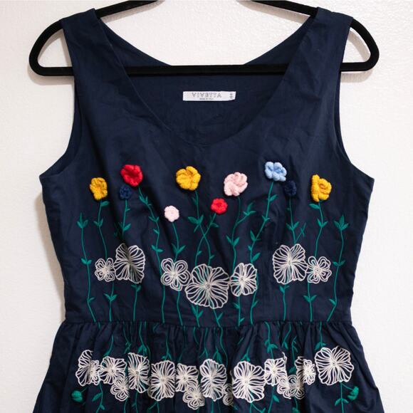 Vivetta Navy Tea Dress Floral Crochet Embroidery A-Line S SZ 8 US MSRP $1105 - Picture 4 of 7